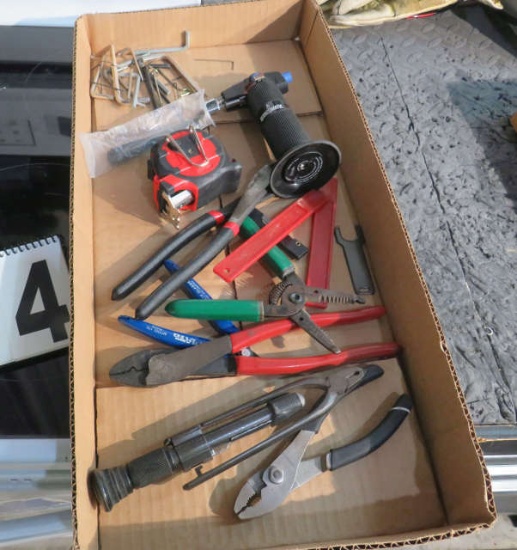Mixed tools, pliers, side cutters, wire strippers, bienzymatic tool