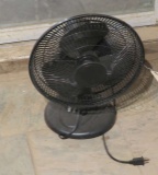 oscillating fan