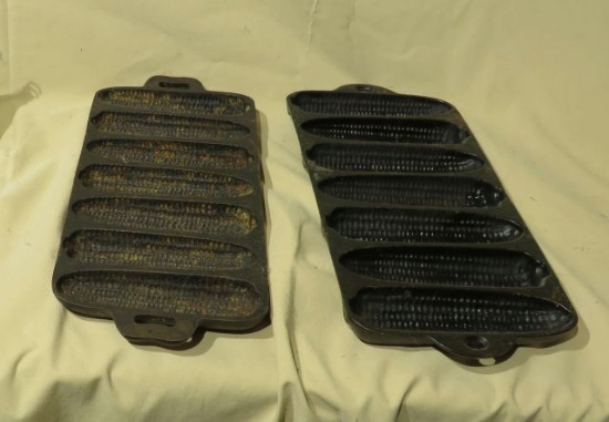 cast iron cornbread holders (1) signed Wagner Rusty Corn Cob