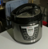 Power pressure cooker Xl