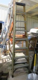8' Husky fiberglass step ladder