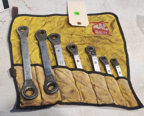 set of 7 offset ratchet wrenches metric 8 - 19mm  MAC tools