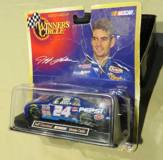 Jeff Gordon #24 Pepsi Chevrolet Monte Carlo 1/32 scale die cast metal NASCAR series Winners Circle i