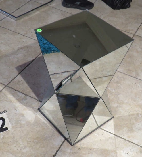 Square shaped mirrored display stand, 12"wx12dx20"h