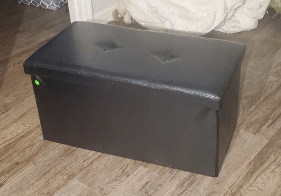 faux leather covered foot locker chest 31" x 16" x 16"