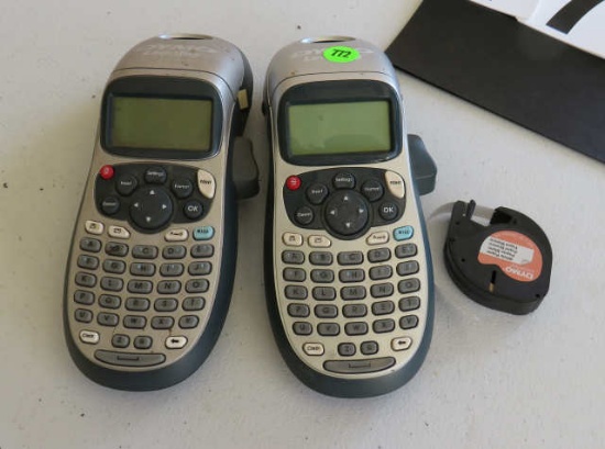 Dymo label maker machine with labeling tape and one extra that has no batteries