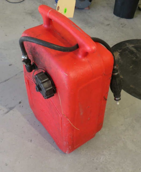 6 gallon plastic outboard motor tank with primer bulb