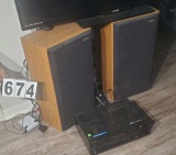 Okyo model HT/RC230 stereo with two pioneer speakers with 12