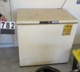 Kenmore 8 cu ft chest freezer (working good)