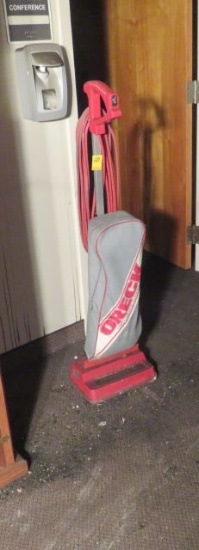 Oreck upright vacuum xl two speed