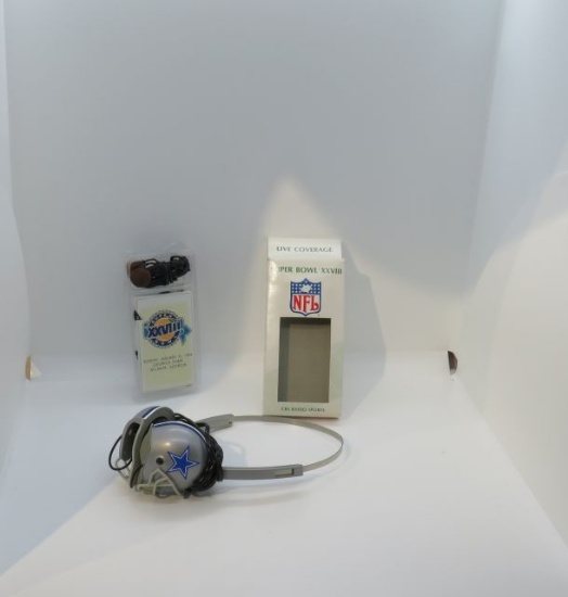 1994 Super Bowl Georgia Dome Walkman Radio boxed, DC headphone set