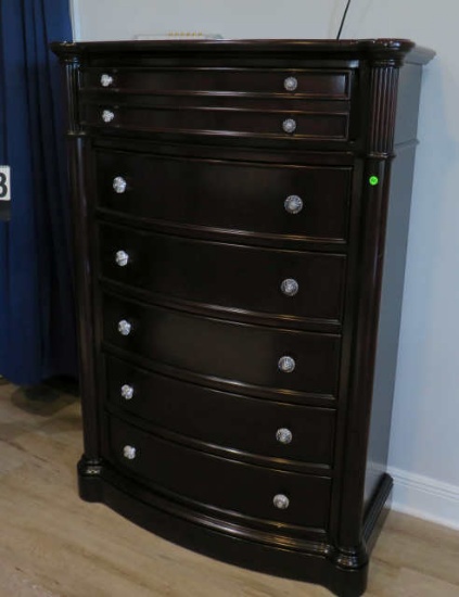 chest of drawers with 6 drawers match bed and chest lot 811 and 812 38" w x