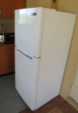 Magic Chef apartment size white refrigerator