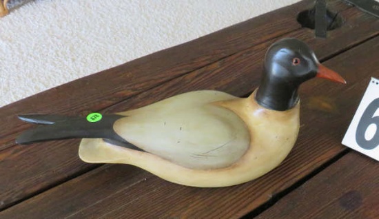 carved wood duck 14"L