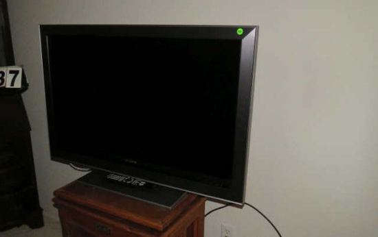 Sony 40" Bravia television with remote