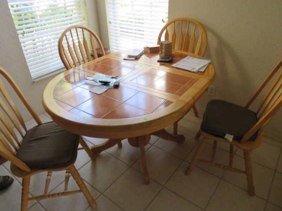 pine finished dinette set table and 4 chairs