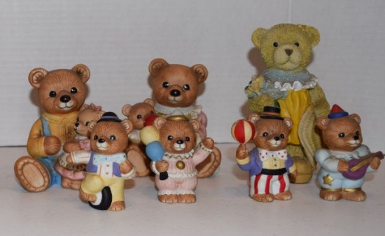 Family Of 7 Bears 1 Is 5" X 5" Wide 2 Are 3" X 4" And 4 Are 3"X 2"