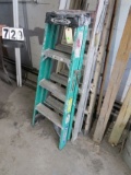 4' Werner fiberglass ladder