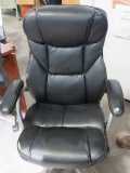 Executive High Back office chair, damage to seat corner