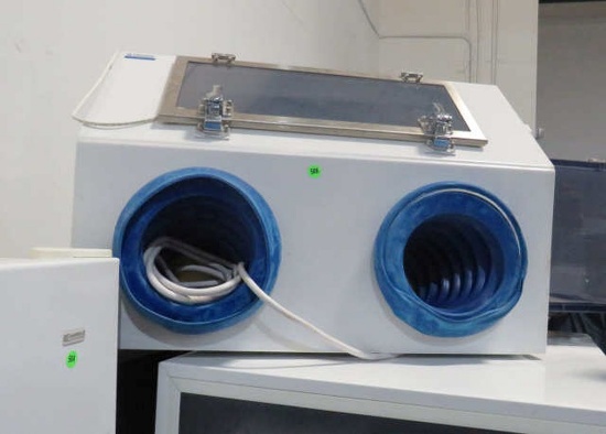 Cleatech Critical Laboratory Solutions isolation glove box