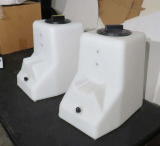 5 gal plastic pump assembly