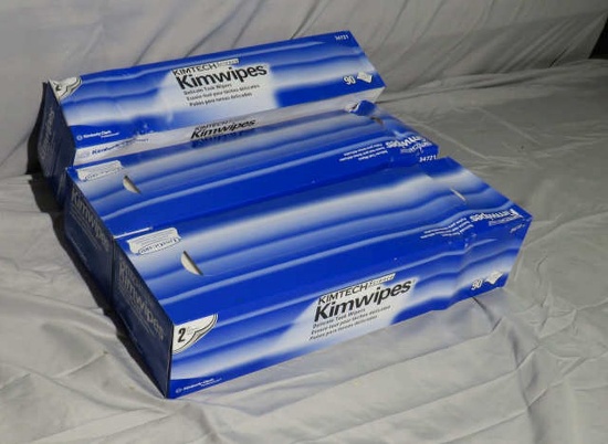 case of 15 boxes 90 count Kimwipes