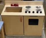 Children's Kitchen, Wood 30