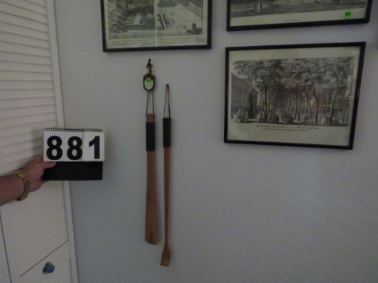 group of 2 antique shoe horns