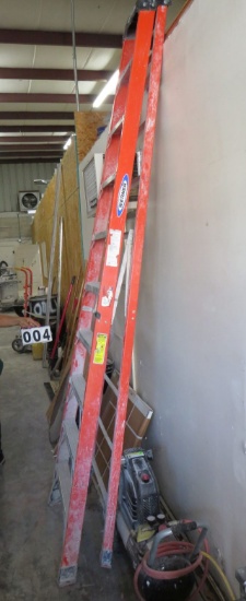 10' Werner fiberglass aluminum step ladder