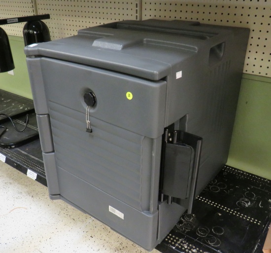 Winco ITF-1 insulated food transporter 18"w  24 x 25" h