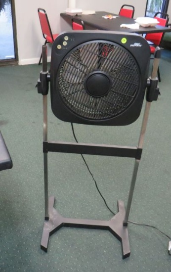 Air Innovations floor fan