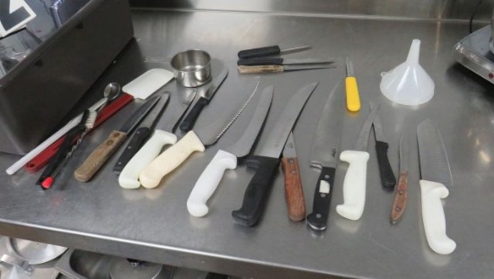 mixed kitchen knives