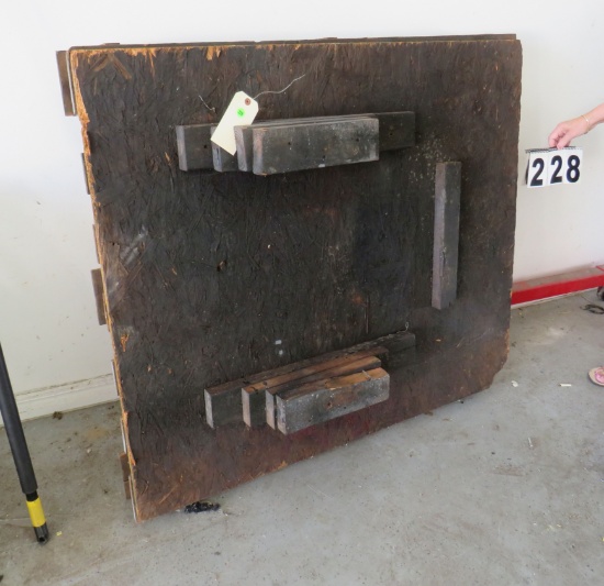 big block engine stand mounted to pallet