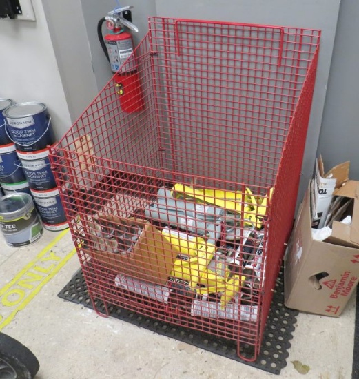 24 x24 x 32 wire display bin
