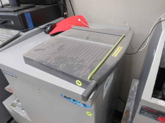 manual plastic paper cutter
