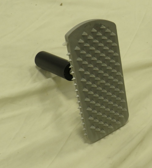 carpet stretching and tucking tool