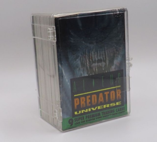 Topps Aliens Predator Universe Super Premium Trading Card set by Dark Horse Comics