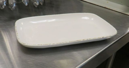 Get melamine style square plates 7" x 11"