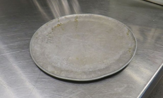 10" aluminum pizza pans