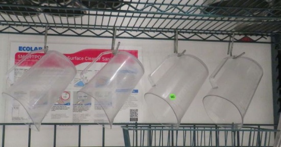 plastic water measuring cups