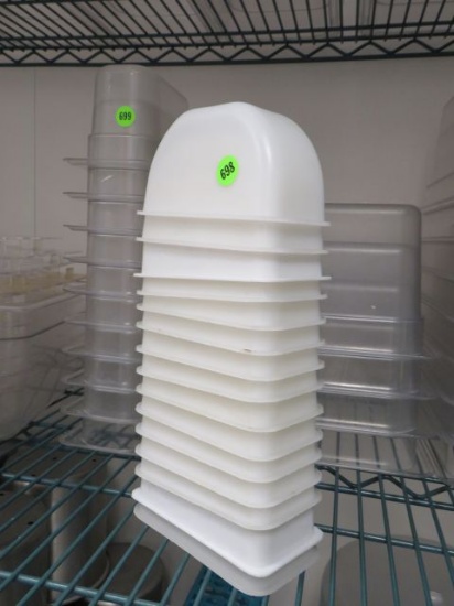 pint size white plastic salad bar inserts