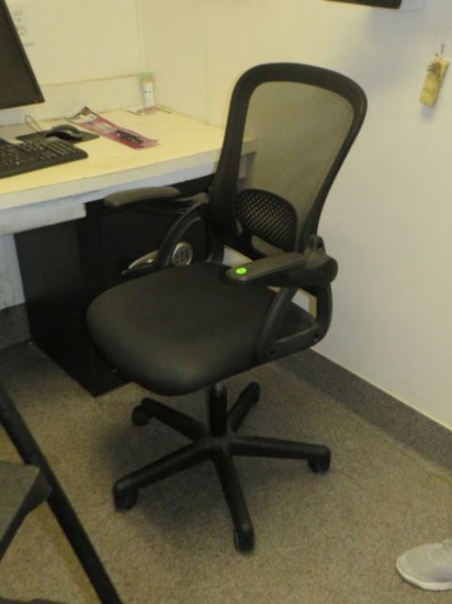 mesh back office chair