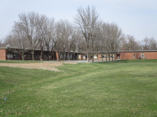 School House Building 6 Acres 30,000 SQ FT MANSION