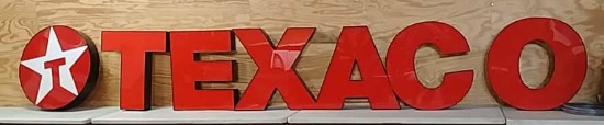 Lighted Texaco sign/letters