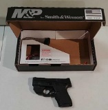 Smith & Wesson M&P 9 Shield  9MM