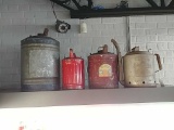 4 oil cans