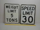 SST.street signs,speed limit and weight limit