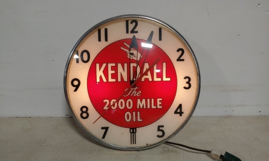 Working Kendall Oil ad clock lighted