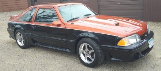 1990 Ford Mustang GT