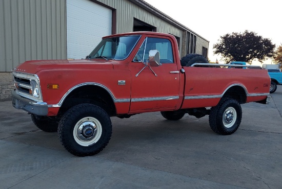 4 X 4 Chevy truck